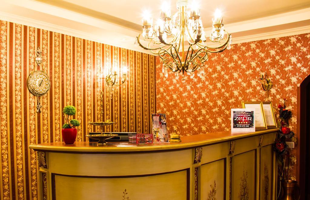 טימישוארה Hotel-Pensiunea Zefir מראה חיצוני תמונה
